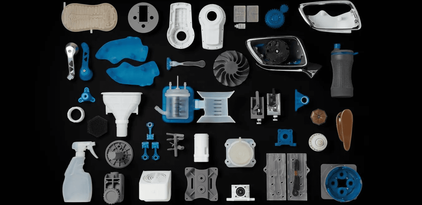 Image shows SLA 3D printed parts for manufacturing by Formlabs