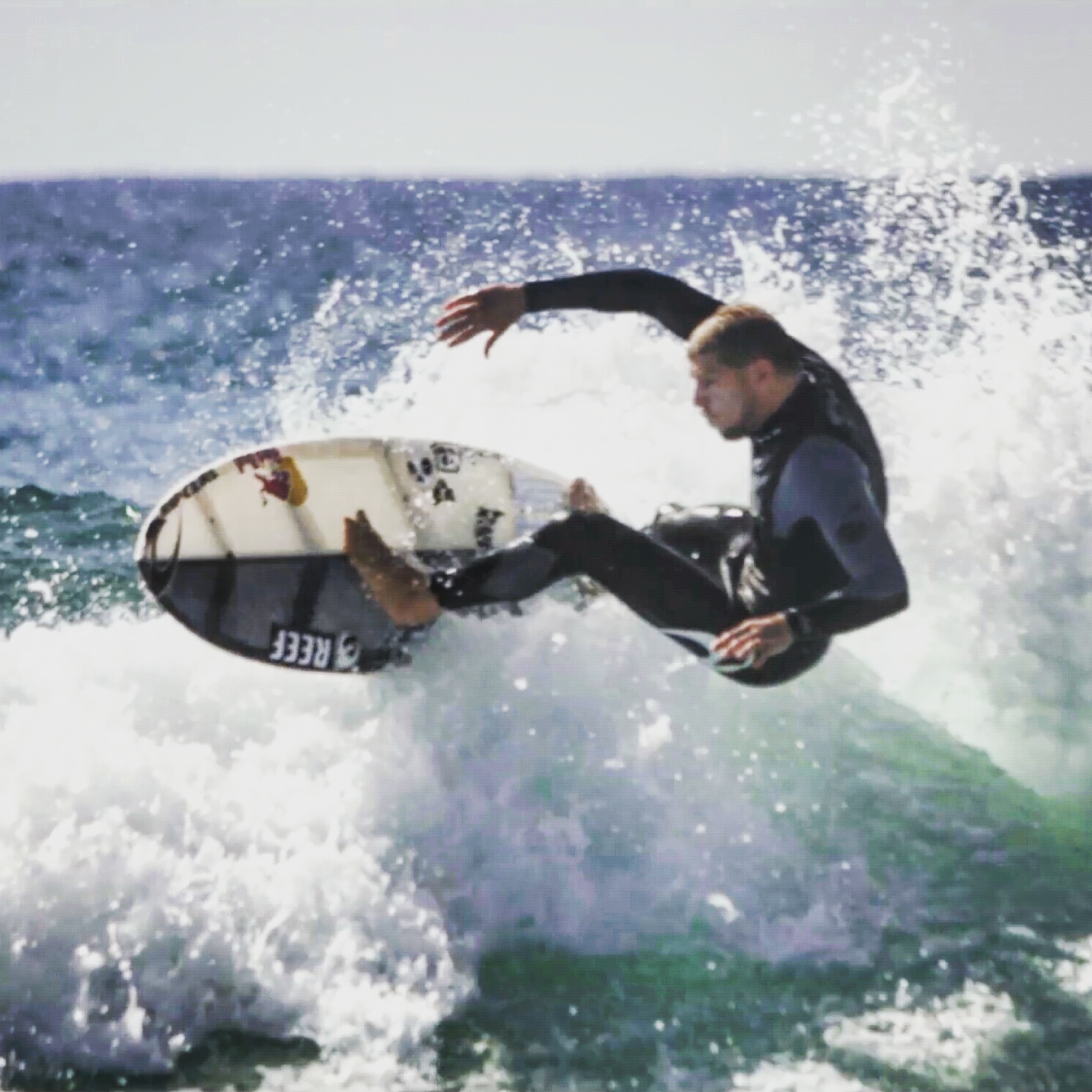 Surfing Into The Future - How We 3D Printed a Surfboard with Redbull