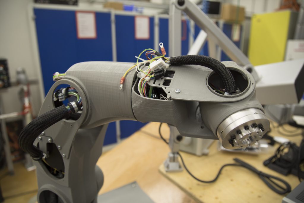 Kuka Robotics 3D Printed Robot Arm Automation 3D Printing with MakerBot