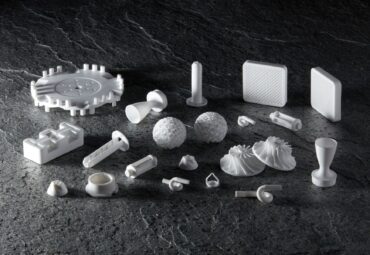 Image shows 3D printed parts with Alumina 4N ceramic resin from Formlabs